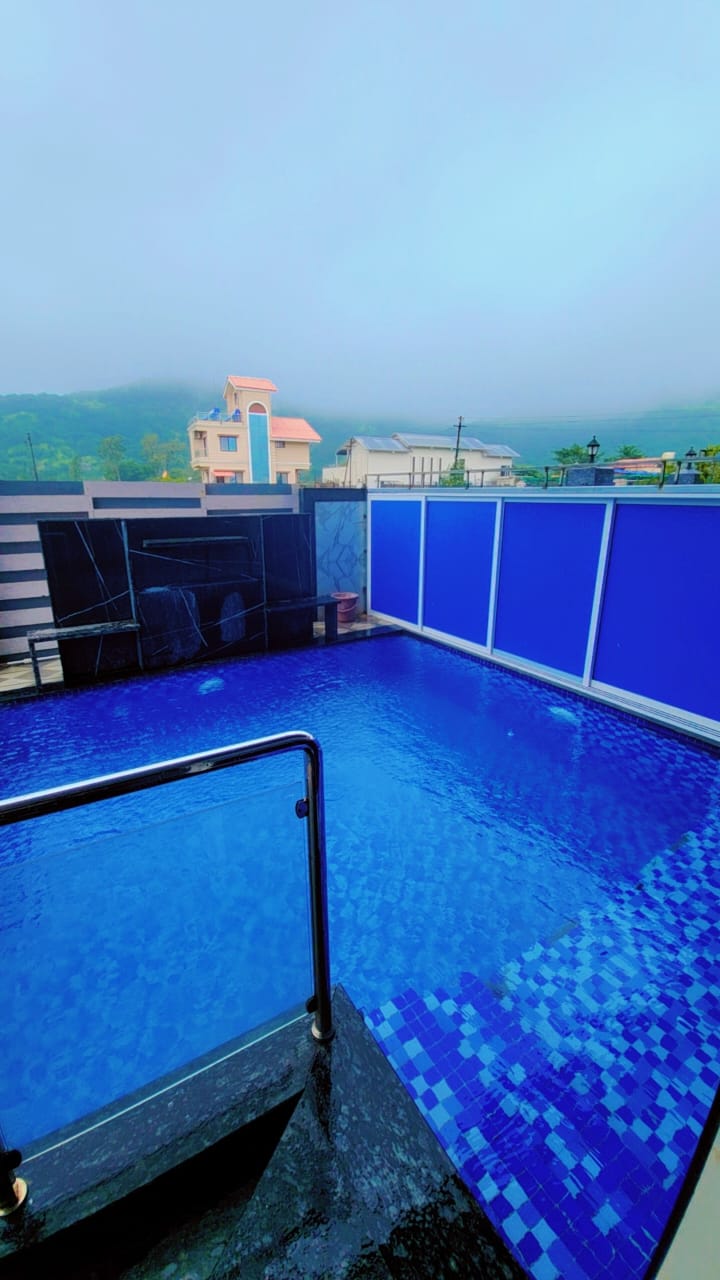 Side view of Prestige
